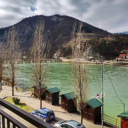 Višegrad Apartment Mademoiselle מראה חיצוני תמונה