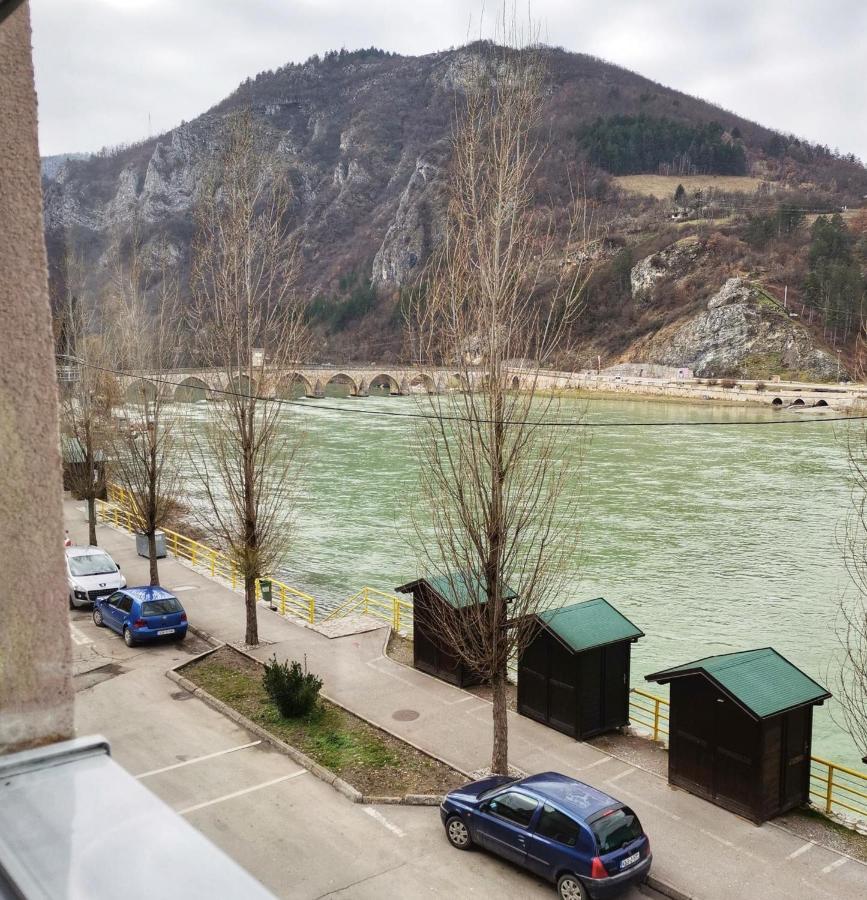 Višegrad Apartment Mademoiselle מראה חיצוני תמונה