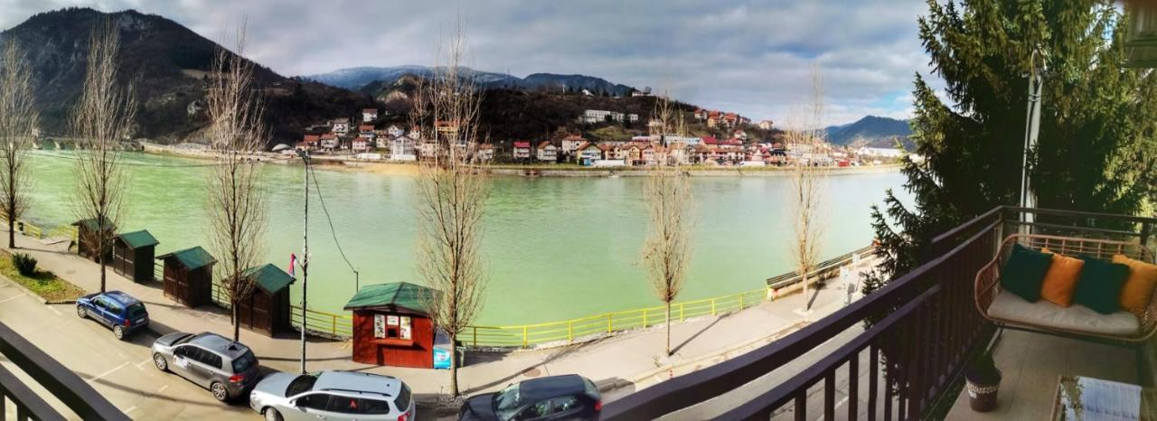 Višegrad Apartment Mademoiselle מראה חיצוני תמונה
