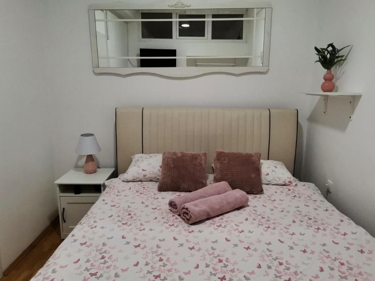 Višegrad Apartment Mademoiselle מראה חיצוני תמונה