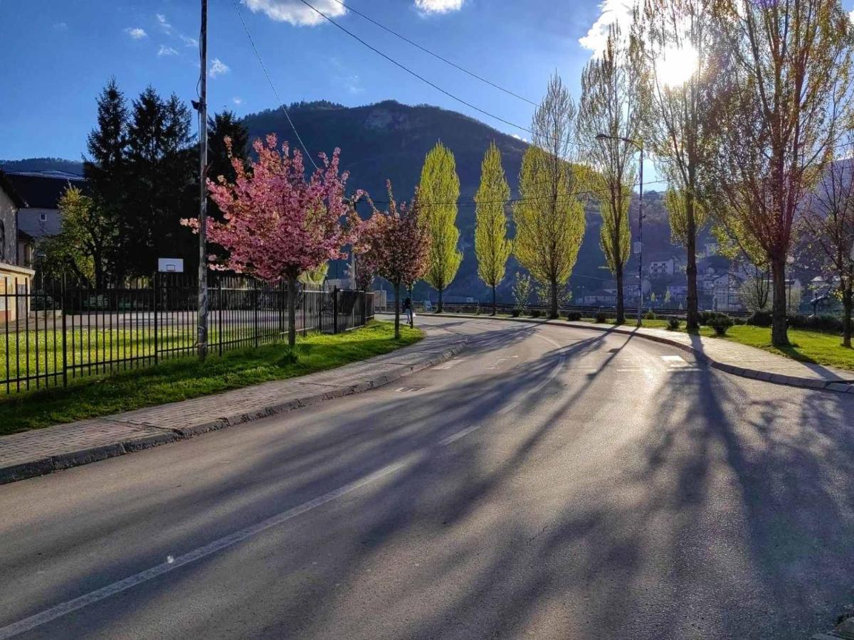 Višegrad Apartment Mademoiselle מראה חיצוני תמונה